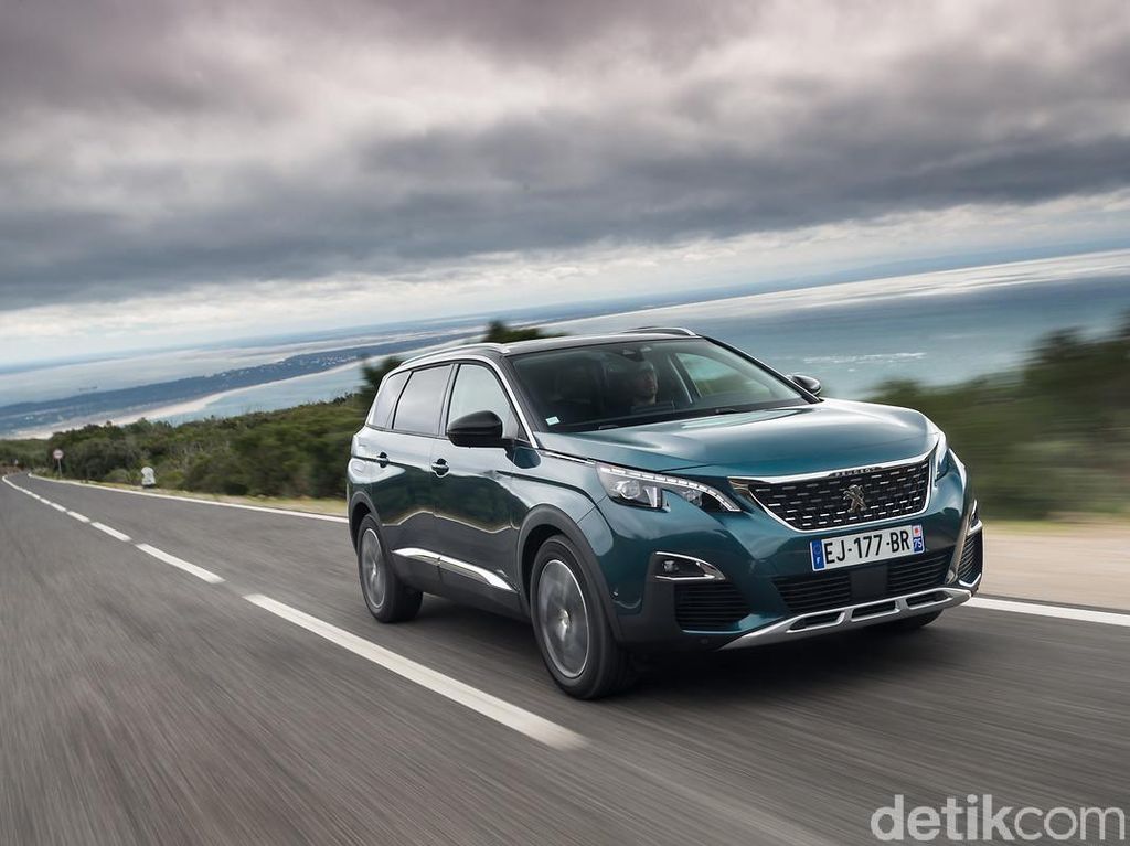 Peugeot Mobil Perantara Jepang dan Eropa